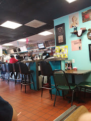 Diner near Rodeway Inn & Suites East